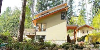 Nectar Yoga B&B On Bowen Island Horseshoe Bay Bagian luar foto