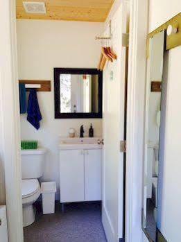 Nectar Yoga B&B On Bowen Island Horseshoe Bay Bagian luar foto